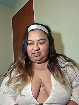 curvy diva  online show from 03-31-26, 09:55