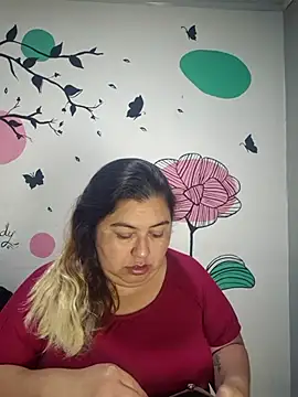 curvy diva  online show from 09-24-25, 11:06