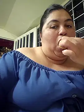 curvy diva  online show from 12-20-25, 11:29