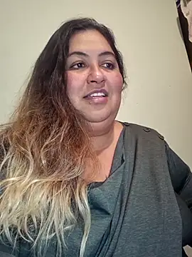 curvy diva  online show from 02-08-26, 02:42