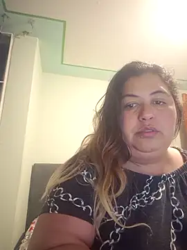 curvy diva  online show from 12-04-25, 11:15