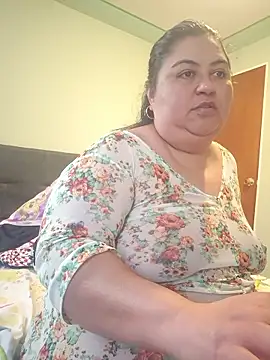 curvy diva  online show from 01-13-26, 11:36