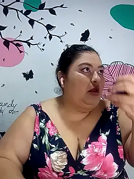 curvy diva  online show from 10-03-25, 11:34
