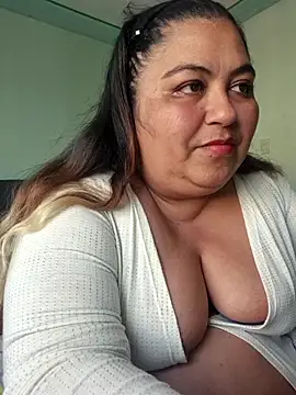 curvy diva  online show from 02-09-26, 09:57