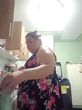 curvy diva  online show from 11-21-25, 11:15