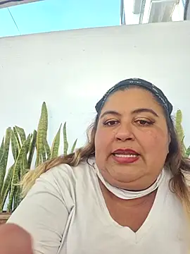 curvy diva  online show from 09-22-25, 09:43