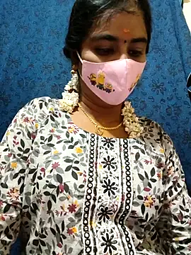 mini-queen online show from 01-18-26, 12:19