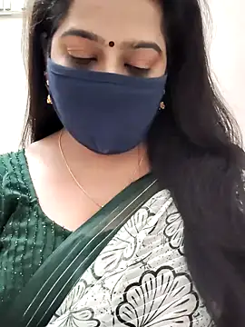 Snapshot of saritha29 chatting on 06-07-26, 04:45 saritha29 online show from 06-07-26, 04:45