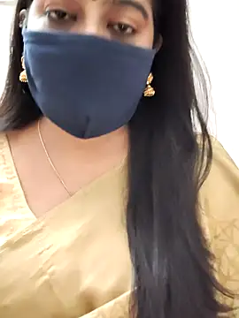 Snapshot of saritha29 chatting on 05-12-26, 04:35 saritha29 online show from 05-12-26, 04:35