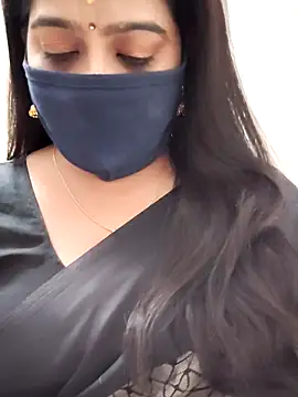 Snapshot of saritha29 chatting on 04-25-26, 04:26 saritha29 online show from 04-25-26, 04:26