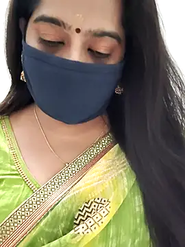 Snapshot of saritha29 chatting on 05-14-26, 04:37 saritha29 online show from 05-14-26, 04:37