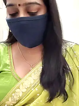 saritha29 online show from 12-19-25, 11:34