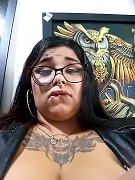 snow belle online show from 10-22-25, 09:13