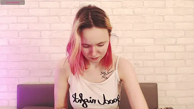 Ericha Stone online show from 02-11-26, 01:38