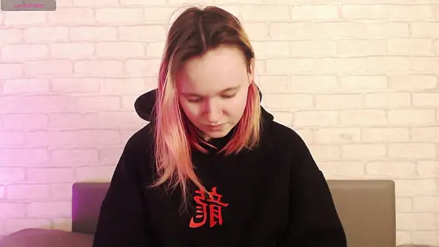 Ericha Stone online show from 03-13-26, 01:32