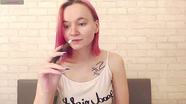 Ericha Stone online show from 10-18-25, 01:51