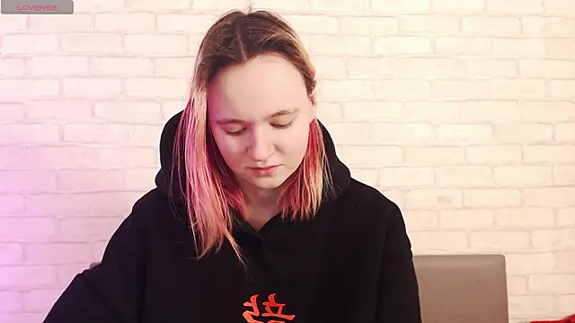 Ericha Stone online show from 02-26-26, 01:38