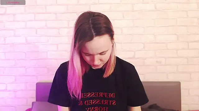 Ericha Stone online show from 04-14-26, 07:57