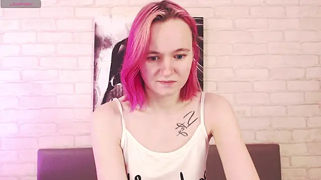 Ericha Stone online show from 10-09-25, 01:50