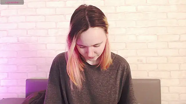 Ericha Stone online show from 04-02-26, 01:35