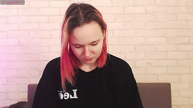 Ericha Stone online show from 01-18-26, 01:53