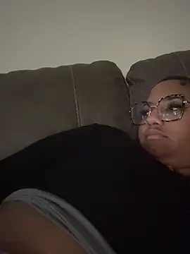 StylishEchium online show from 04-11-26, 07:45