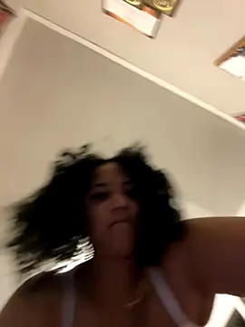 StylishEchium online show from 11-17-25, 10:03