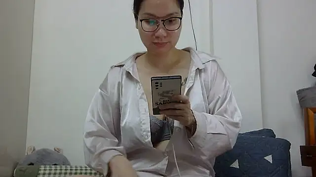 Kiko sunflower online show from 03-21-26, 04:14