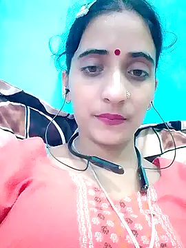 Snapshot of Pahadi_couple chatting on 10-09-25, 05:30 Pahadi couple online show from 10-09-25, 05:30