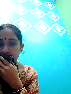 Snapshot of Pahadi_couple chatting on 10-10-25, 04:46 Pahadi couple online show from 10-10-25, 04:46