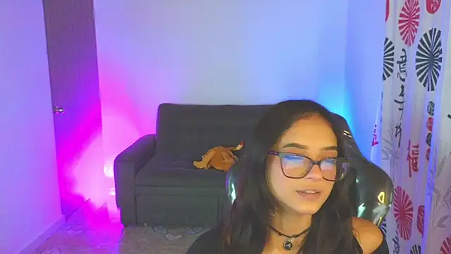 Snapshot of Gia_flame_ chatting on 09-30-25, 03:12 Gia flame  online show from 09-30-25, 03:12