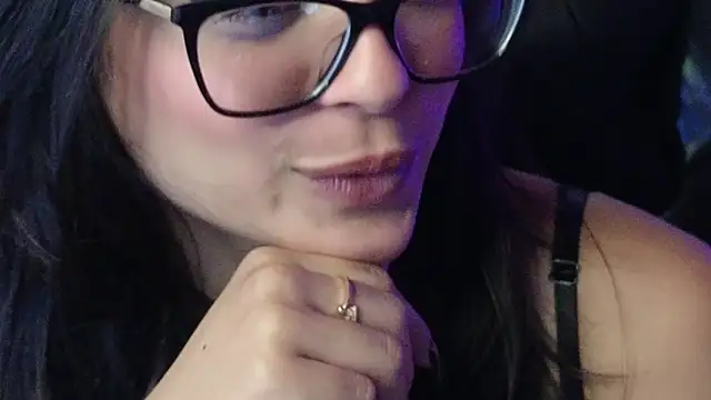 Snapshot of Gia_flame_ chatting on 10-21-25, 03:50 Gia flame  online show from 10-21-25, 03:50