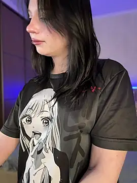 YourLittleDevil online show from 03-17-26, 05:21