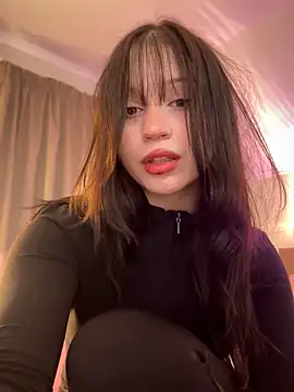 Snapshot of YourLittleDevil chatting on 10-08-25, 01:23 YourLittleDevil online show from 10-08-25, 01:23