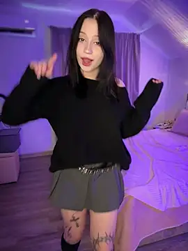 YourLittleDevil online show from 04-20-26, 01:24