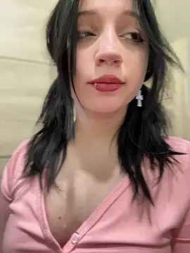 YourLittleDevil online show from 02-11-26, 05:29