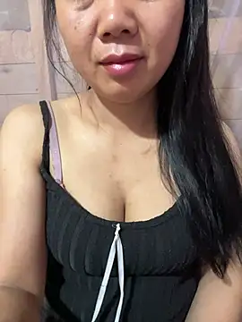 Snapshot of Binjt chatting on 02-28-26, 08:19 Binjt online show from 02-28-26, 08:19