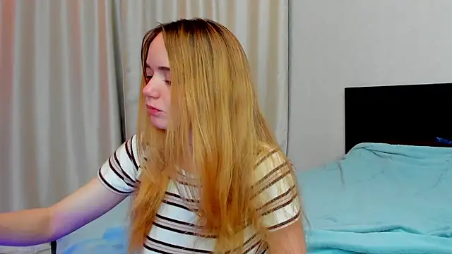 JanetShy online show from 09-23-25, 07:04