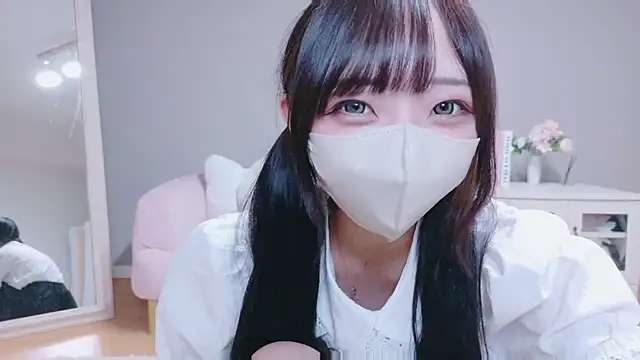 Snapshot of Mashiro-chan chatting on 09-20-25, 07:24 Mashiro-chan online show from 09-20-25, 07:24