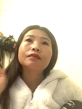 Snapshot of LiLy-0477 chatting on 09-28-25, 02:13 LiLy-0477 online show from 09-28-25, 02:13