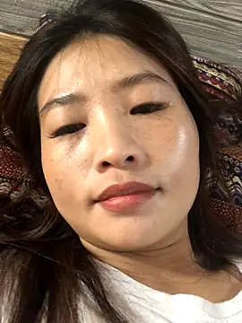 Snapshot of LiLy-0477 chatting on 10-12-25, 09:32 LiLy-0477 online show from 10-12-25, 09:32