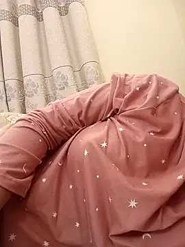 midnightmuse-03 online show from 11-30-25, 05:25