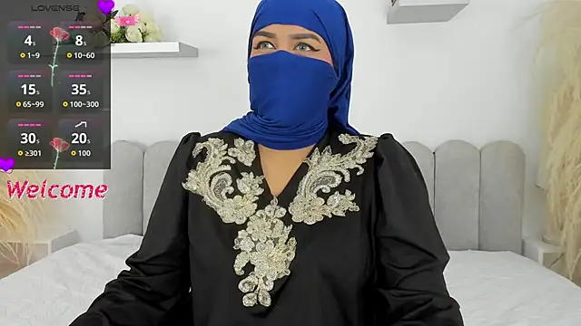 Snapshot of Kadira_ chatting on 09-20-25, 11:37 Kadira online show from 09-20-25, 11:37