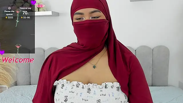 Snapshot of Kadira_ chatting on 09-26-25, 11:50 Kadira online show from 09-26-25, 11:50