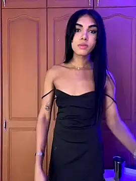 VeronicaSaenzx online show from 11-30-25, 07:03