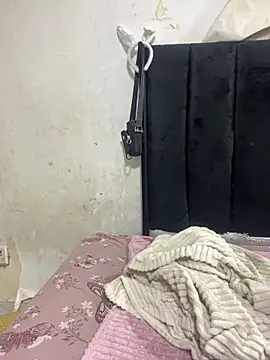 SexyPetitex25 online show from 03-10-26, 11:42