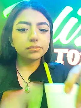 Snapshot of sammy_bunny1 chatting on 09-17-25, 11:18 sammy bunny1 online show from 09-17-25, 11:18