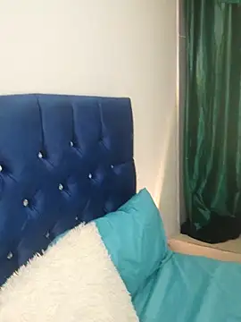 Snapshot of sammy_bunny1 chatting on 09-20-25, 06:18 sammy bunny1 online show from 09-20-25, 06:18