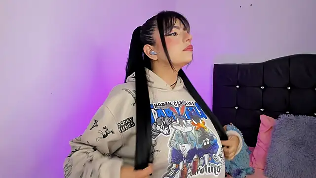 Snapshot of sammy_bunny1 chatting on 11-28-25, 02:56 sammy bunny1 online show from 11-28-25, 02:56