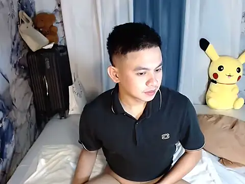 Snapshot of Njay_16 chatting on 10-03-25, 07:48 Njay 16 online show from 10-03-25, 07:48